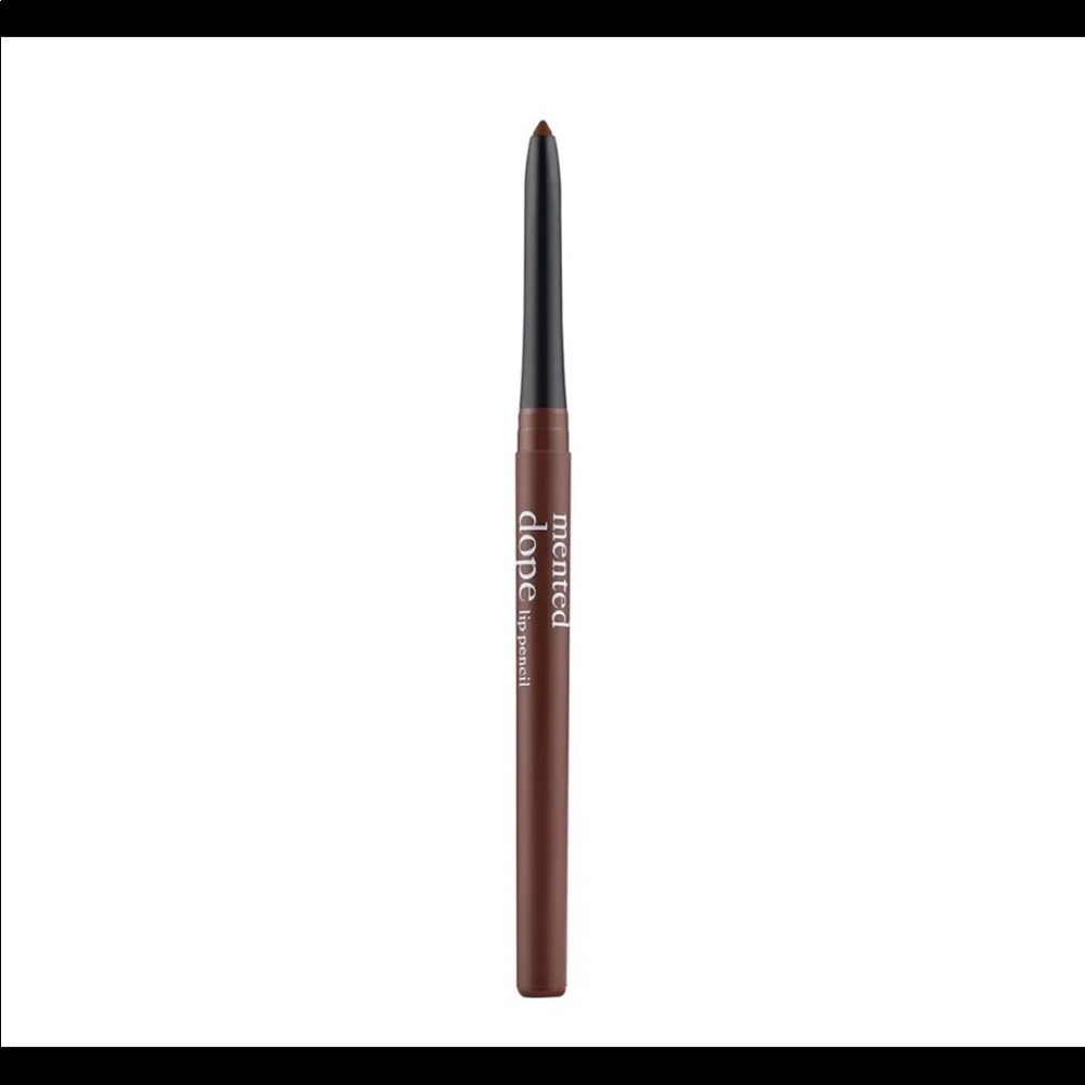 Mented Lip Liner